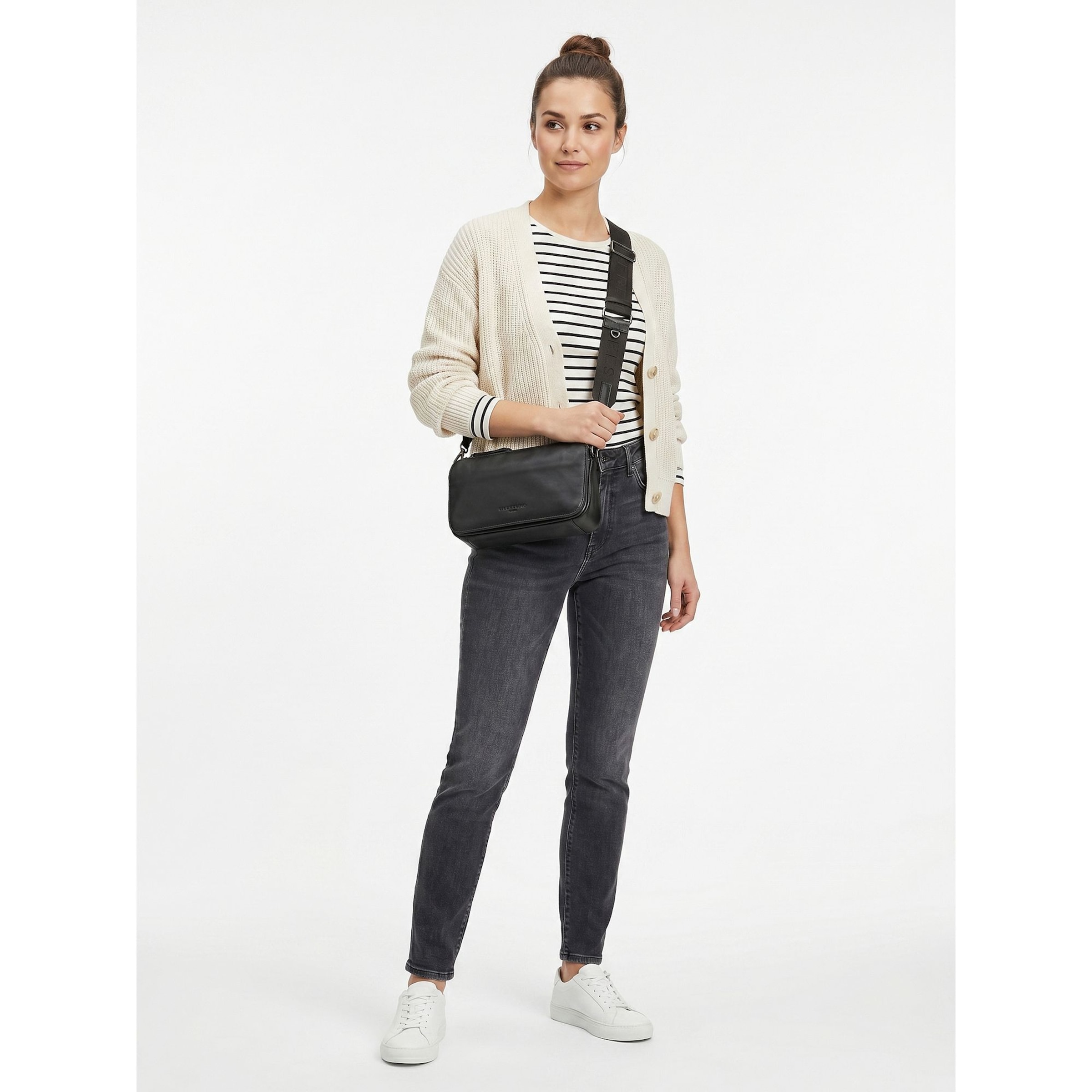 Liebeskind Berlin Crossbody bag 'Clarice' in Brown: front