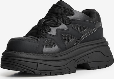 Bershka Matalavartiset tennarit 'DEPORTIVO NEW ROCK' värissä musta, Tuotenäkymä