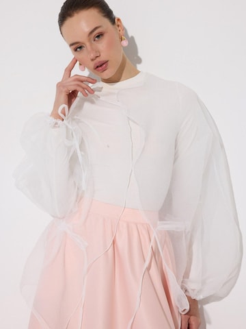 Giacca di mezza stagione 'Binding Detailed Organza Jacket' di Touché Privé in beige