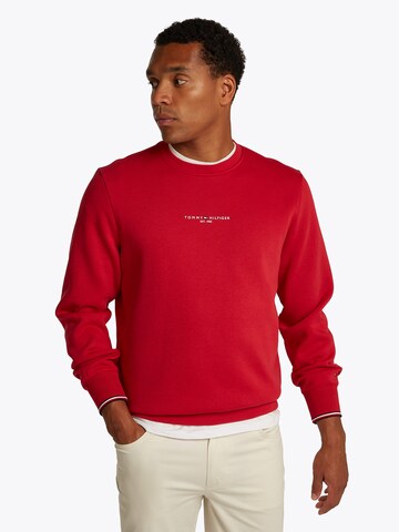 TOMMY HILFIGER Sweatshirt in Red: front
