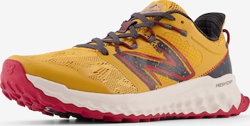 Baskets basses 'Foam Garoé' new balance en jaune : devant