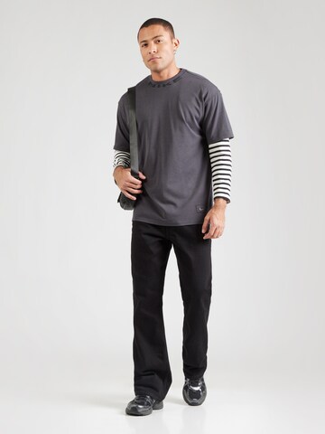 Tricou de la Nike Sportswear pe gri