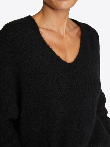 Pullover di Rich & Royal in nero