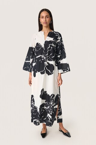 Robe 'Joanne' SOAKED IN LUXURY en blanc : devant