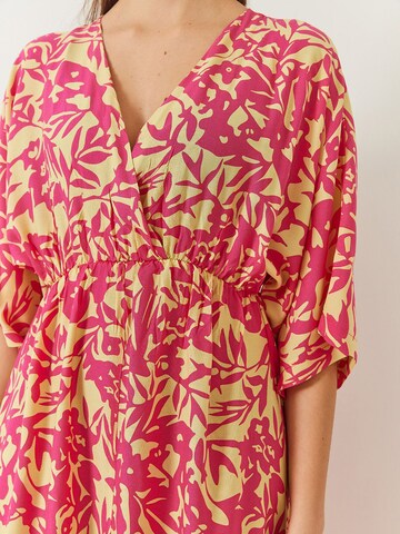 Bianco Lucci Kleid in Pink