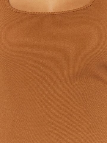 Trendyol Curve Shirt in Brown