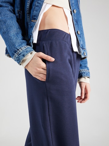 Monki Lużny krój Spodnie 'Fergie' w kolorze niebieski