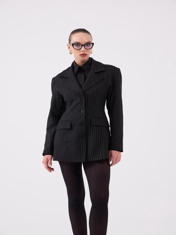HOLLY LOLLY Blazer in Schwarz