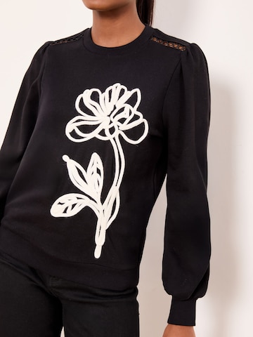 Lipsy Свитшот в Черный