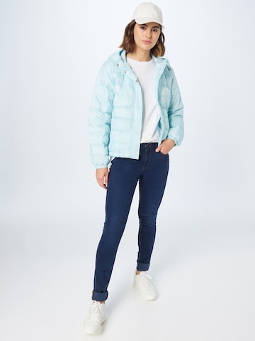 LEVI'S ® Tussenjas 'Edie Packable Jacket' in Blauw