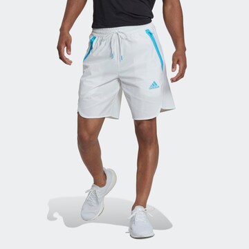 regular Pantaloni sportivi di ADIDAS SPORTSWEAR in bianco: frontale