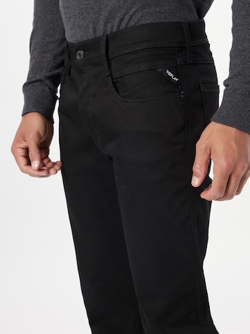 REPLAY Regular Jeans in Zwart
