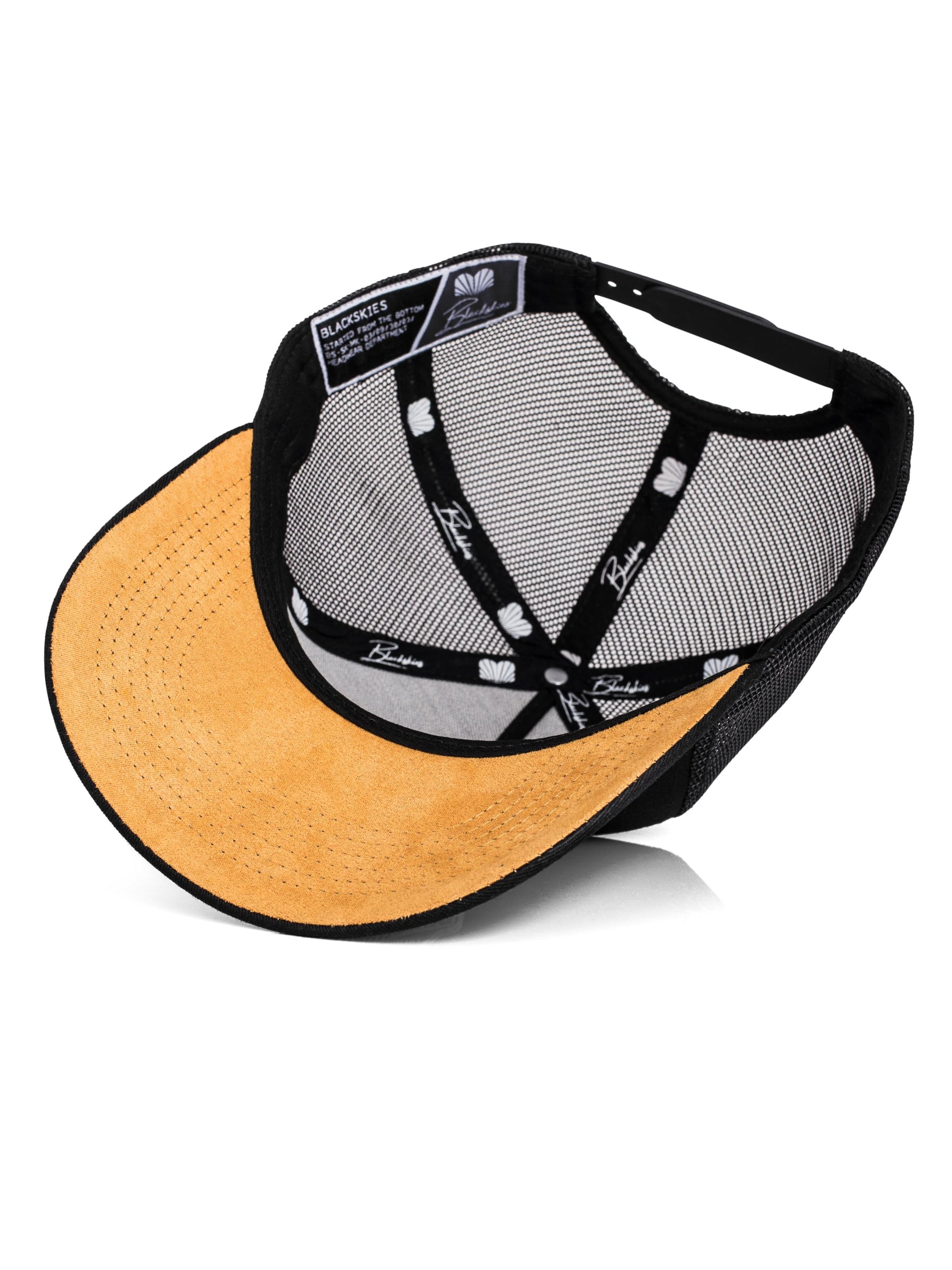 Blackskies Cap 'Essentials' in Black