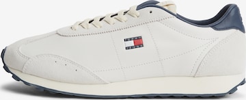 Sneaker low 'Retro Archive Runner With' de la Tommy Jeans pe bej: față