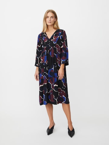 Robe 'Ortala' Masai en rouge : devant