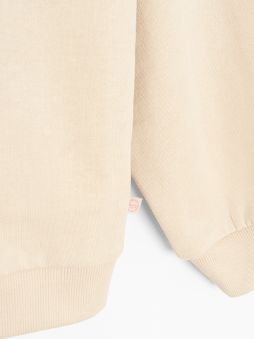 Cool Club Sweatshirt in Beige