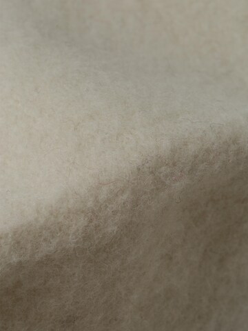 LOEVENICH Muts ' ' in Beige