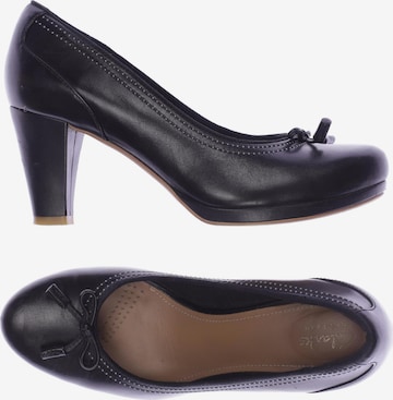 CLARKS Pumps 39,5 in Schwarz: predná strana