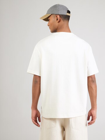 Maglietta 'AKRON' di MUSTANG in bianco