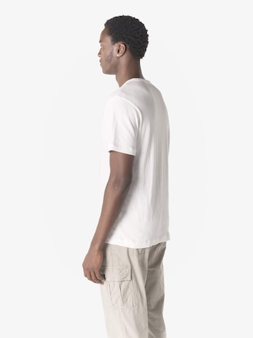 KOROSHI - Camiseta en blanco