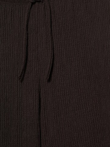 Pull&Bear Loosefit Hose in Braun