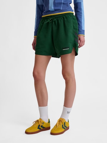 Hummel Board shorts 'Ned' in Green: front