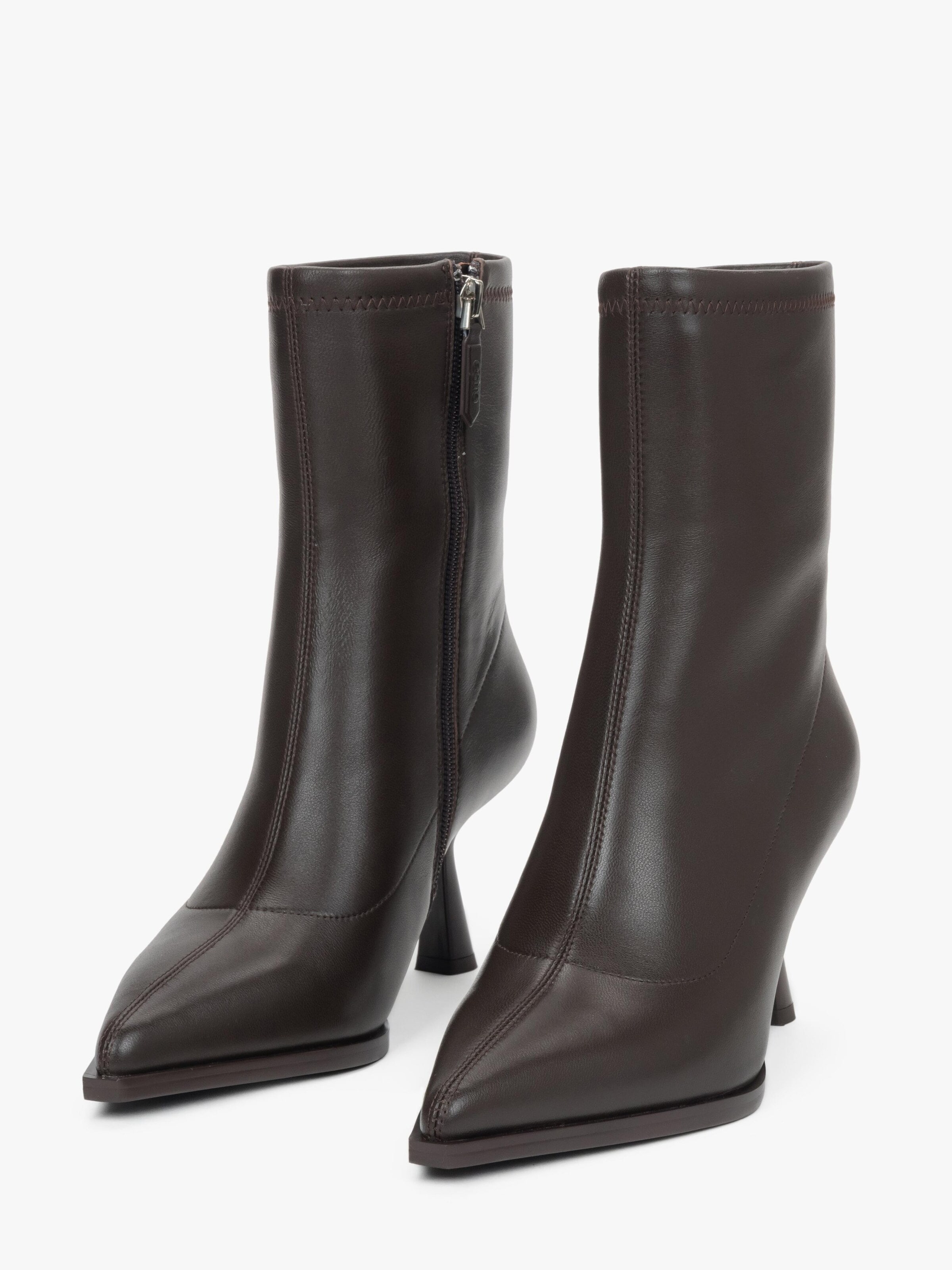 Estro Booties '526-756' in Brown