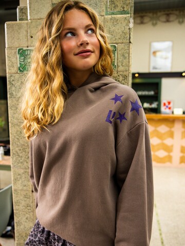 Looxs Revolution Sweatshirt in Brown