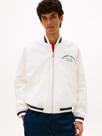 Tommy Jeans Átmeneti dzseki - fehér: elől