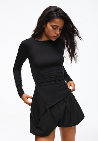 Maglietta di Bershka in nero: frontale