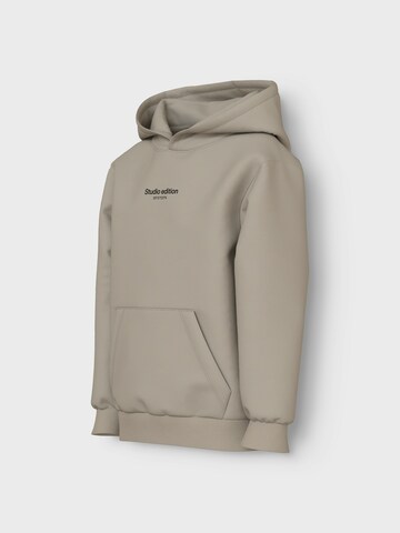 Sweat 'NKMBRODY' NAME IT en beige