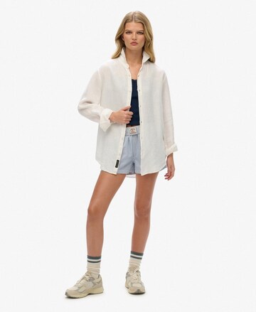 Superdry Blouse in White: front