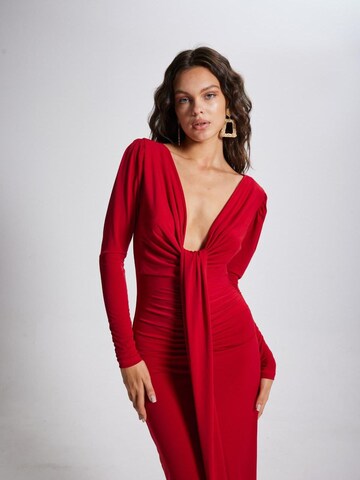HOLLY LOLLY Evening Dress in Red: front