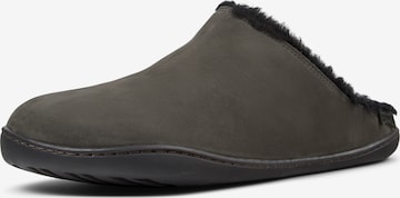Clogs 'Peu Cami' di CAMPER in grigio: frontale