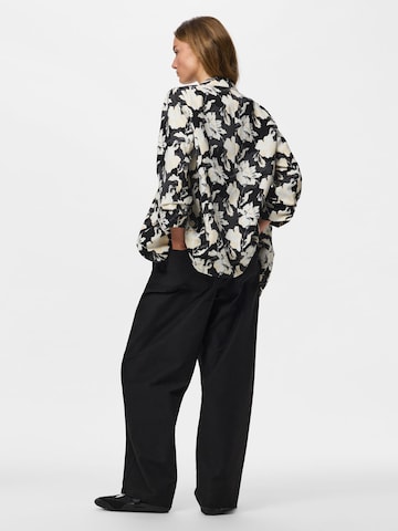 PIECES - Blazer 'PCBosella' en negro