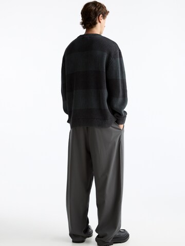 Pull&Bear Wide leg Byxa i grå