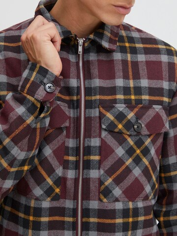 Veste mi-saison 'Darnel' !Solid en rouge