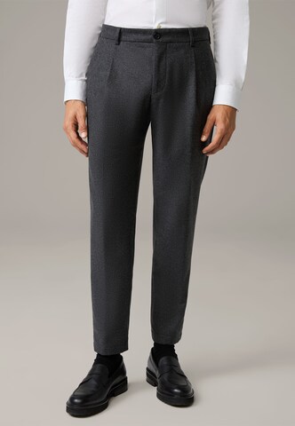STRELLSON Regular Bundfaltenhose ' Lois ' in Grau: Vorderseite