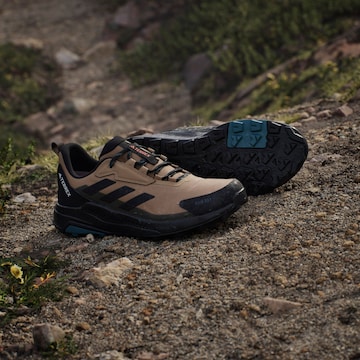 Scarpa bassa 'Anylander' di ADIDAS TERREX in beige