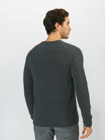 JACK & JONES Regular Fit Pullover 'Hill' in Grau