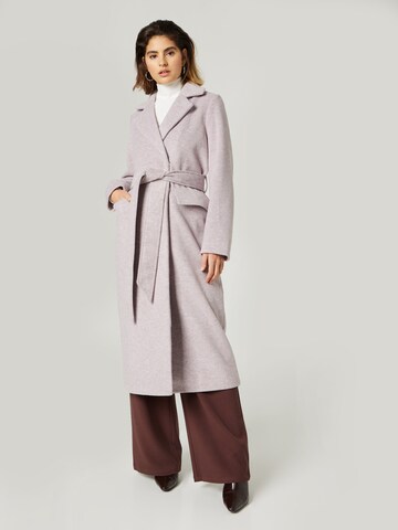 Guido Maria Kretschmer Women Between-Seasons Coat 'Valeska' in Grey: front