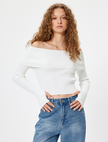 Koton Sweater in White: front