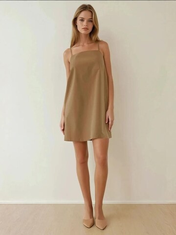 Hiccup - Vestido em bege