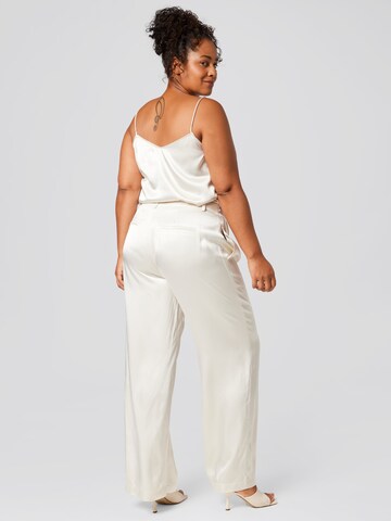 Loosefit Pantaloni 'EVE' di A LOT LESS in bianco