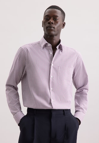 Coupe regular Chemise business ' Schwarze Rose ' SEIDENSTICKER en violet : devant