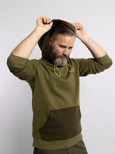 FORSBERG Sweatshirt 'Hoodie mit reflektierendem Logo' in oliv, Produktansicht