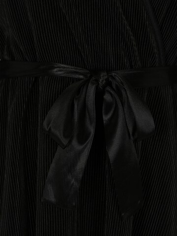 Vero Moda Petite Šaty 'AVI' – černá