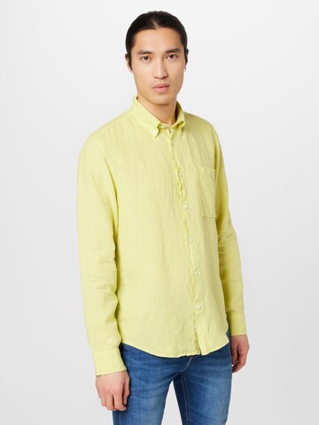 NN07 - Ajuste regular Camisa 'Arne' en amarillo: frente