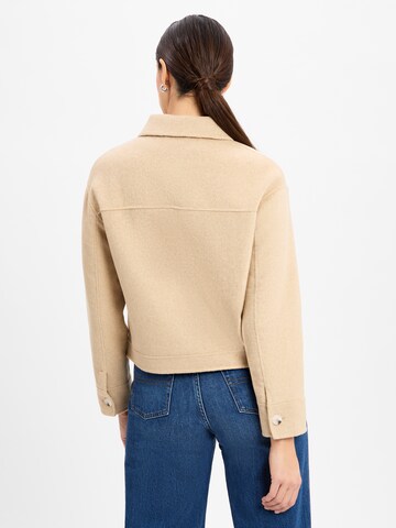OPUS Tussenjas 'Hatilli' in Beige