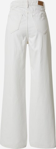 Vero Moda TallWide Leg/ Široke nogavice Traperice 'KATHY' - bijela boja